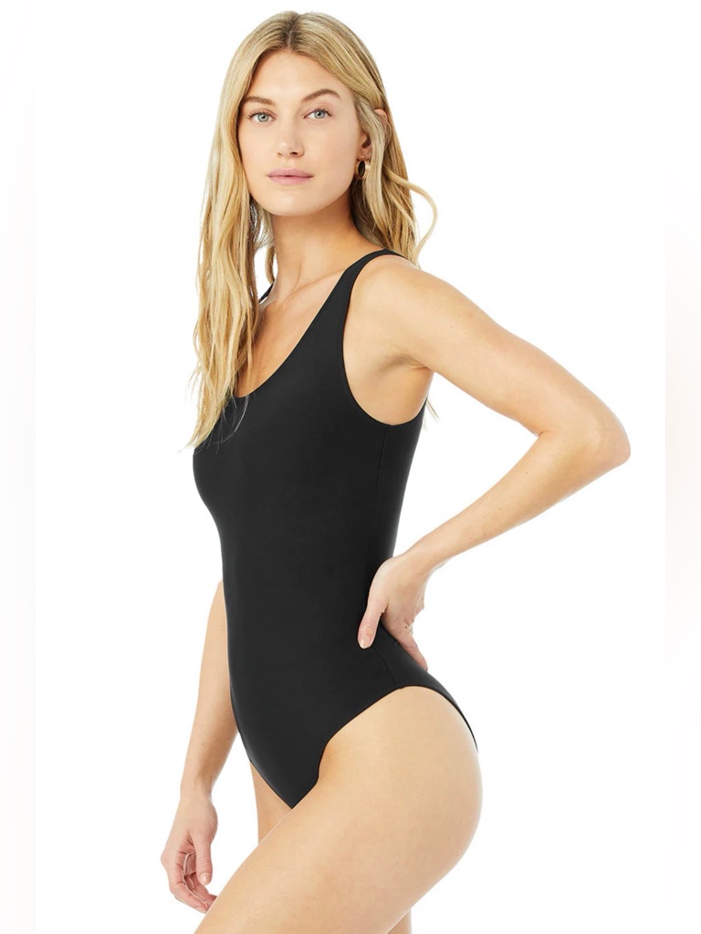 261 Alo Airlift Barre Bodysuit